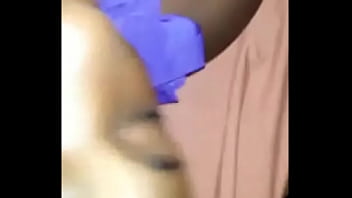 Extremely wet squirting black pussy