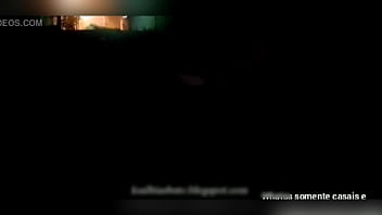 Sexo com casada no ponto de dogging na frente do marido corno