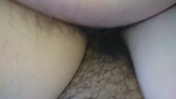 Penetrando un coño caliente