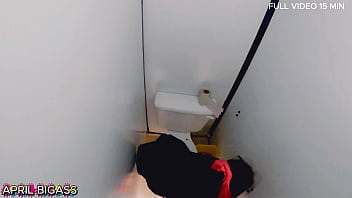 Threesome two sluts thirsty for yellow piss drink more than 3 liters in public argentinian national park