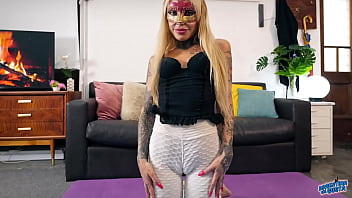 Puffy cameltoe tattoo babe wearing her new white leggings