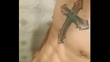 Branquinho tatuado