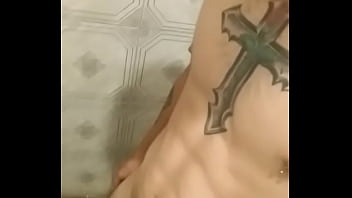Branquinho tatuado