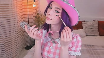 Sexy is kind of like an aura around someone