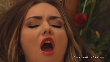 Curvy lesbian mistress with wet swollen pussy masturbating hard Curvy lesbian mistress with wet swollen pussy masturbating hard
