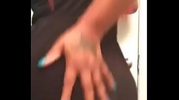 Sexfeene twerking to her favorite songs