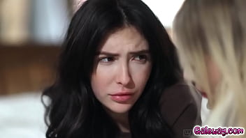 Jane wilde melody marks and jazmin luv dive into a playful lesbian threesome