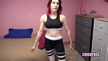 Logan gets head from yoga hottie scarlett foxx