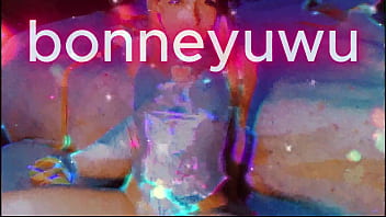 Bonneyuwu 18 21 argentina puta se masturba en videollamda con el padrastro