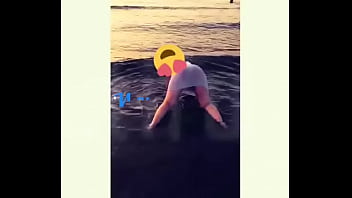 Twerking girl