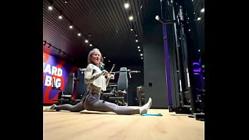 Challenge accepted the friend you send this video who can do the split goes to the gym is invited to participate in the Challenge accepted the friend you send this video who can do the split goes to the gym is invited to participate in the