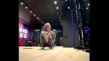 Challenge accepted the friend you send this video who can do the split goes to the gym is invited to participate in the