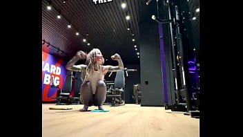 Challenge accepted the friend you send this video who can do the split goes to the gym is invited to participate in the