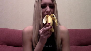 Jenny b 19 yr old blonde non nude sfw webcam