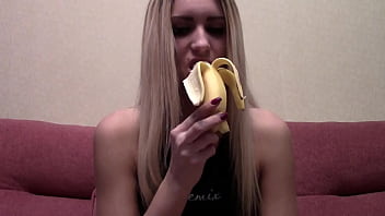 Jenny b 19 yr old blonde non nude sfw webcam