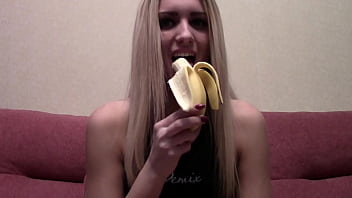 Jenny b 19 yr old blonde non nude sfw webcam