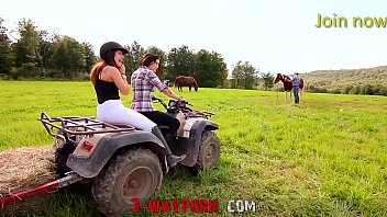 3 wayporn belle baise à l'extérieure de la ferme familiale 3 wayporn belle baise à l'extérieure de la ferme familiale