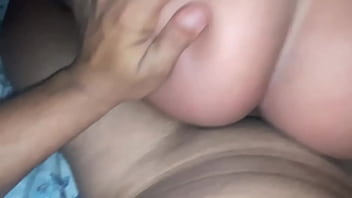 Que tamanho de bunda enchi de leite