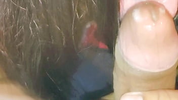 Mi hijastro me da un buen sexo hasta poder venirme en su polla deliciosa