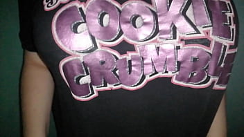 Сисястенькая скачет в падике