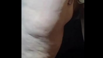 Testando o plug anal que ganhei do meu enteado o que vocês acham