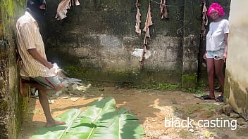 I was so horny that i arrange a backyard fuck date with my landlords daughter in our backyard it turns out so smoothly