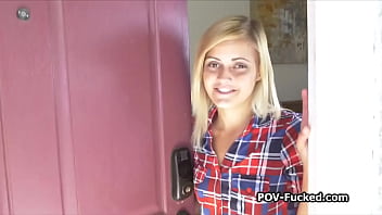 Visiting ex girlfriend and making a passionate sex tape with her