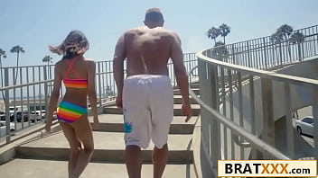 Sandy hookup ends with a big dick surprise for a beach cutie