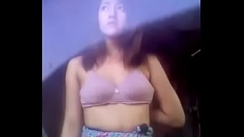 ដោះនារីខ្មែរ