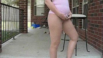 Fjf daisy in cuban heel pantyhose