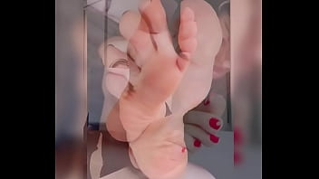 Os pezinhos mais lindos do brasil