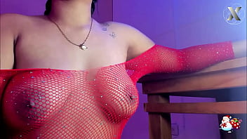 Massive pussy sucking while looking at the camera he loves pussy