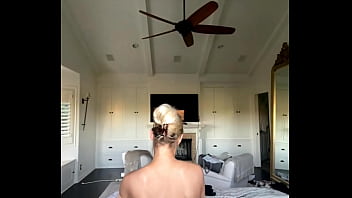 Lindsey pelas blonde big boobs