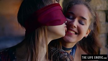 Blindfolded teen being masturbated by a girl Blindfolded teen being masturbated by a girl