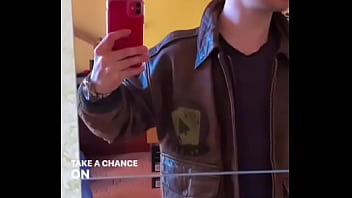 Let me take you back in 80’s #avirex #leather #leatherjacket #gayleather #leathergay #meninlea