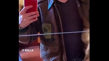 Let me take you back in 80’s #avirex #leather #leatherjacket #gayleather #leathergay #meninlea