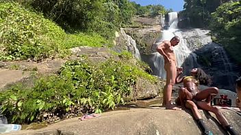 Bastidores e vídeo amador com a pretinha de veja como que é um bastidores completo no red e no cher