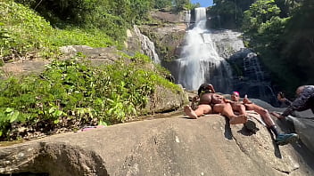 Bastidores e vídeo amador com a pretinha de veja como que é um bastidores completo no red e no cher