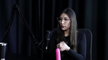 Veja a entrevista safada e cheia de putaria com a melina khalifa no porn cast brazil parte 4 watch sheer red