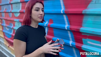 Putalocura torbe convence a la modelo pelirroja tetona judiyu en pilladas