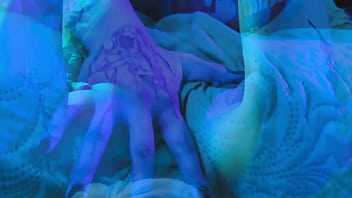 Would you date me if you had to lick my feet every day