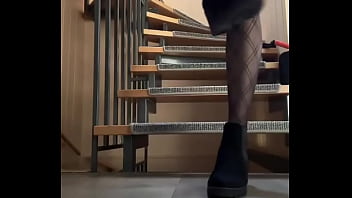 Good morning have a nice thursday #nylonfeets #nylonfetısh #nylon #nylontights #leatherskirt #highheels