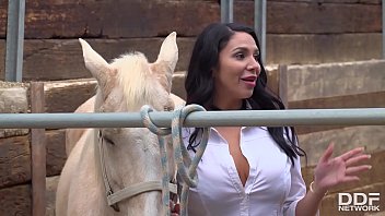 Glamour babes missy martinez & lylith lavey do it real dirty in the barnyard Glamour babes missy martinez & lylith lavey do it real dirty in the barnyard