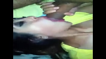 Filipino bar girl sucks cock after work