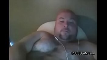 Big Bear Jerking Off thumbnail