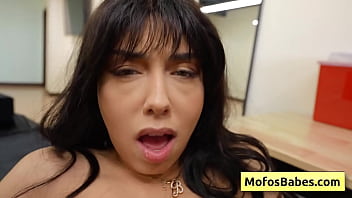 Hot teenager gives nice tug and get her cunt fucked dep and fast by huge dick