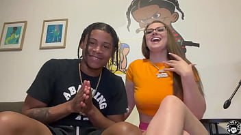 Nerdy pawg sits on lil d till she cums teaser