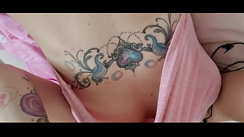 Coucou mes bonbons vous faites quoi aujourd'hui