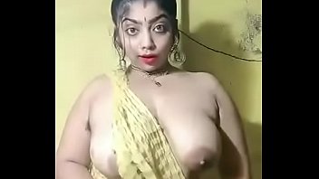 Indian bhabi boobs pressing Indian bhabi boobs pressing