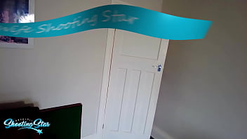 Cheating house wife wants to play with the handy mans big tool